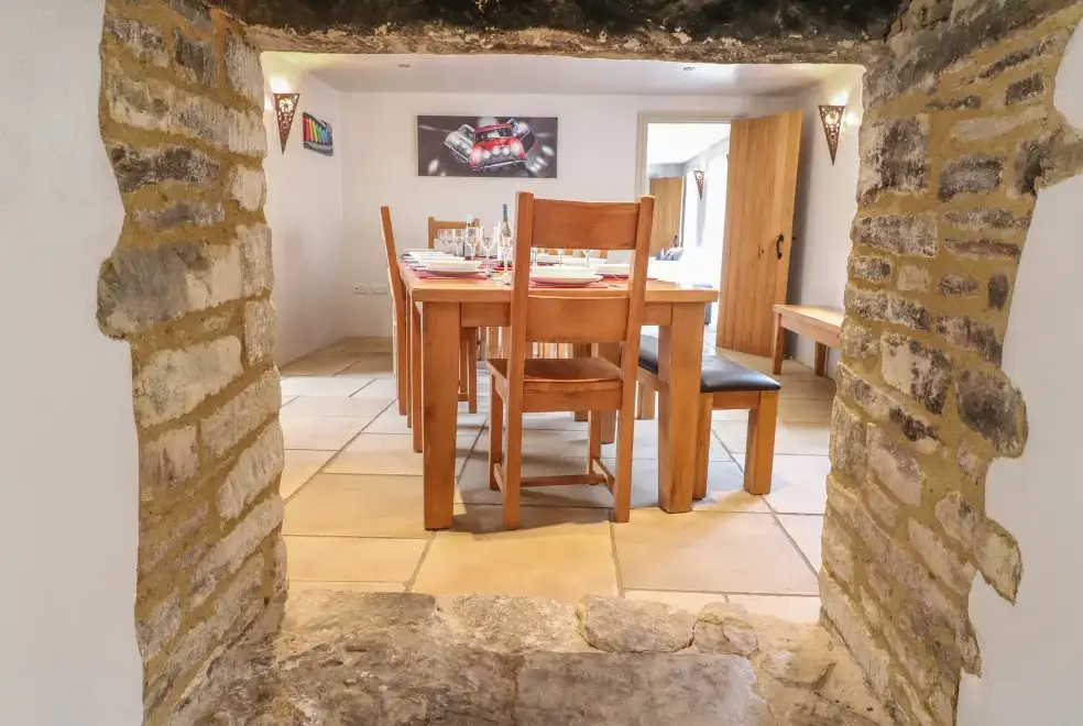 Dining room at Malt Barn