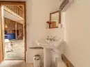 Ensuite bathroom at Manor Farm Barn - thumbnail photo
