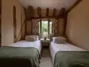 Bedroom at Manor Farm Barn - thumbnail photo