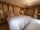 Bedroom at Manor Farm Barn - thumbnail photo