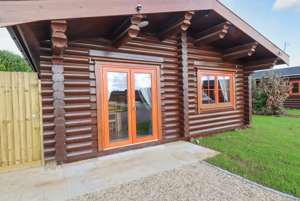 Maple Lodge, from the outside