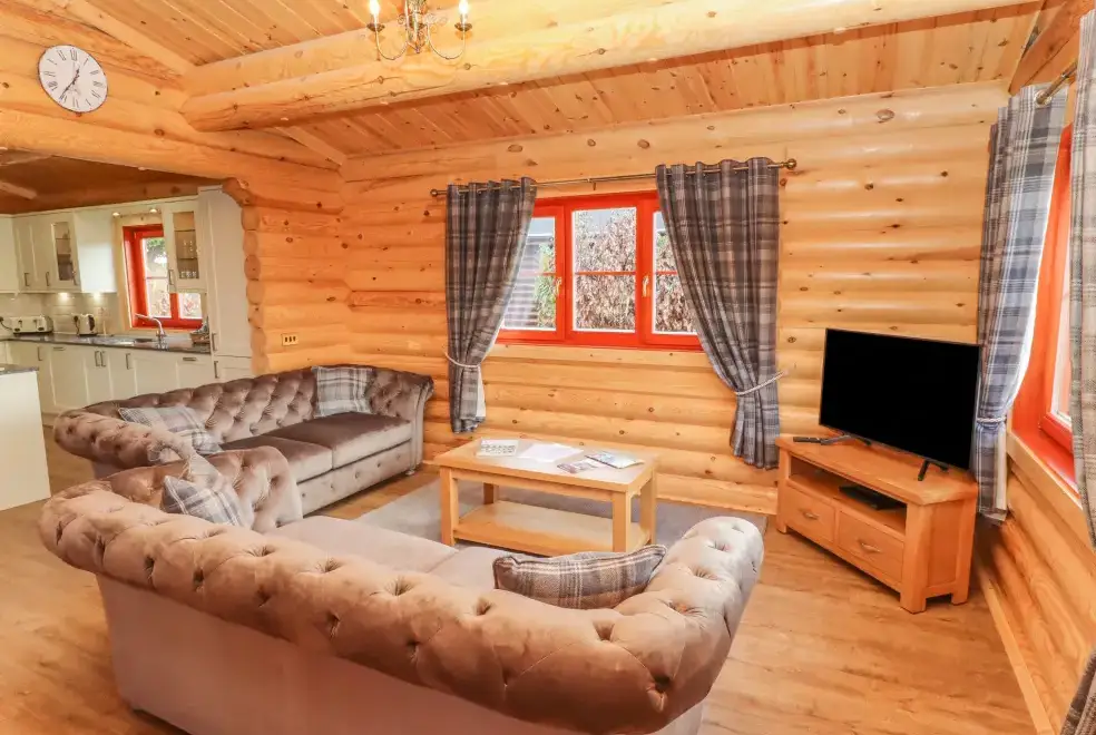 Lounge at Maple Lodge