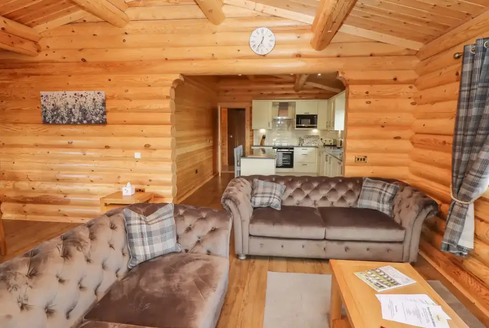 Lounge at Maple Lodge