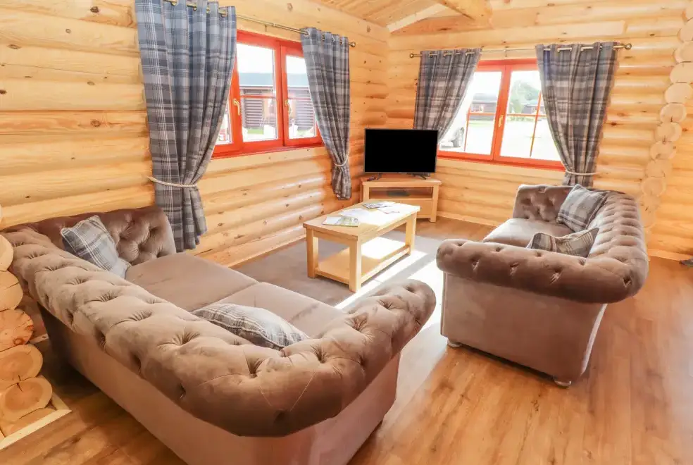 Lounge at Maple Lodge