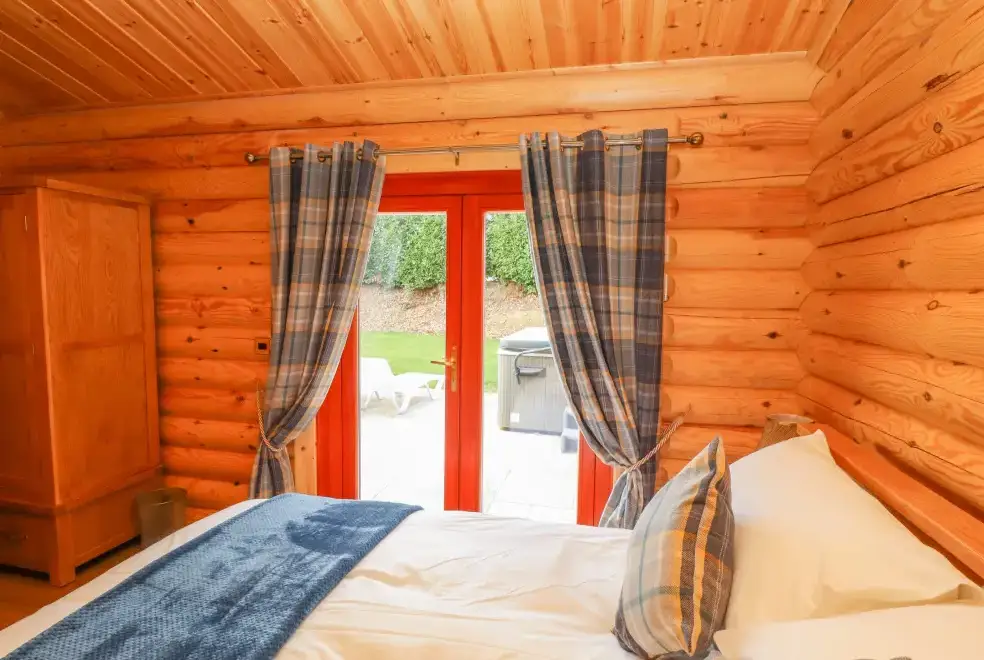 Bedroom at Maple Lodge