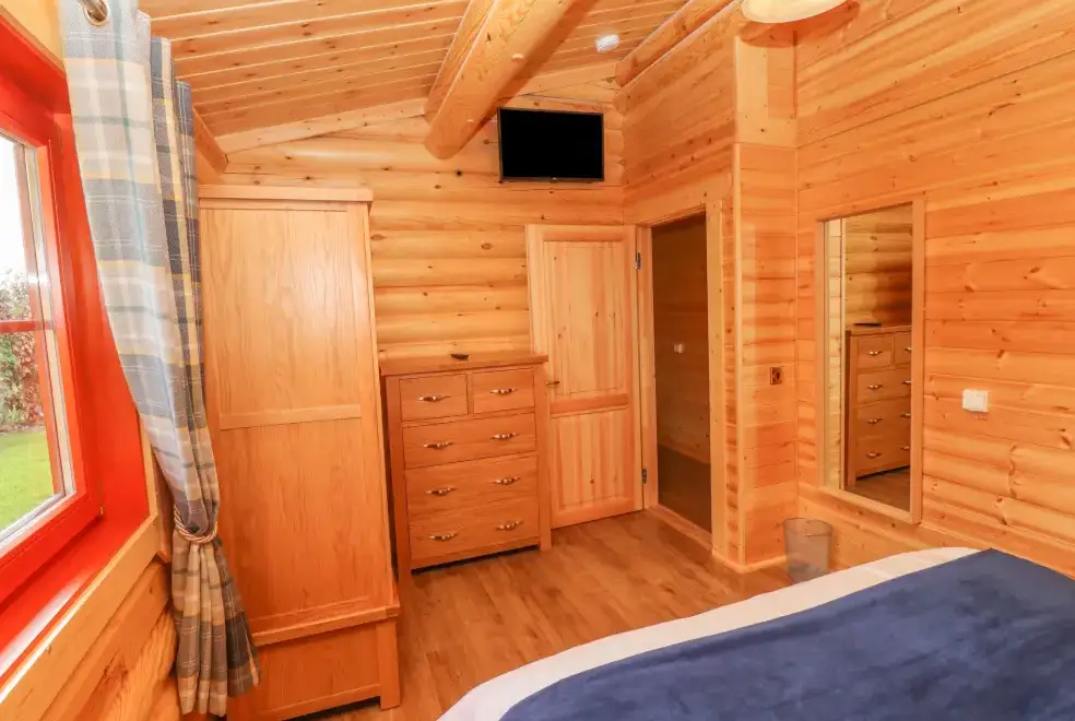 Bedroom at Maple Lodge