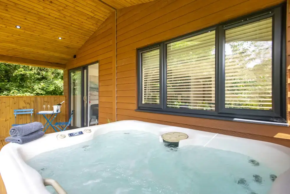 Private Hot Tub at Maple Lodge