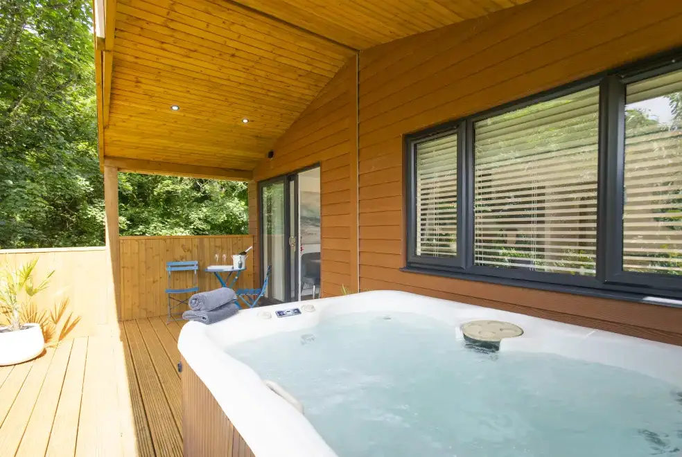 Private Hot Tub at Maple Lodge