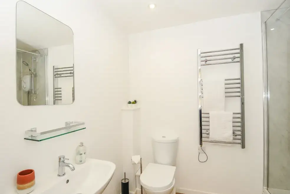 Shower room at Mawnan