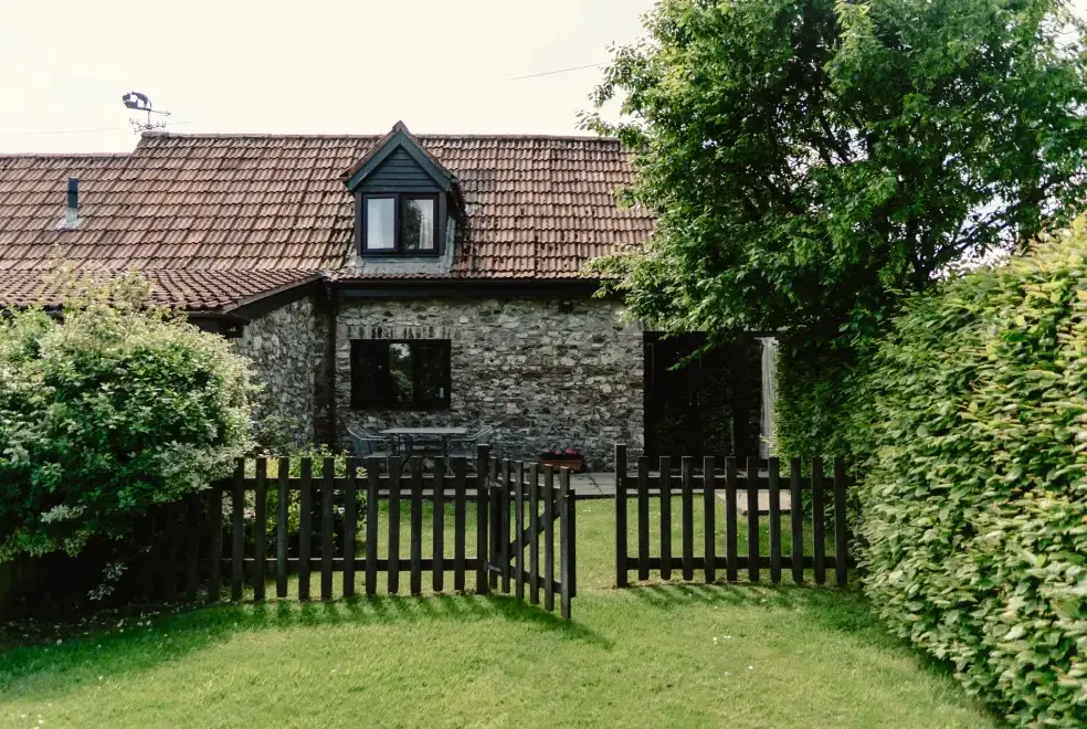 Enclosed garden at Meadow Cottage