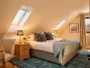 Super king-size bedroom at Meadow View - thumbnail photo