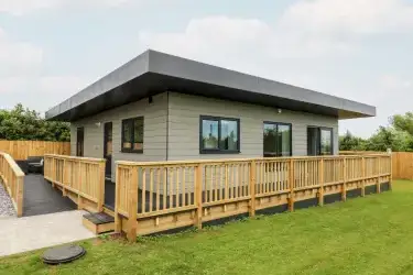 Meadowbank Lodge, Brandesburton, East Yorkshire