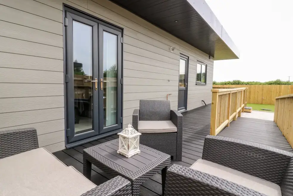 Decked area at Meadowbank Lodge