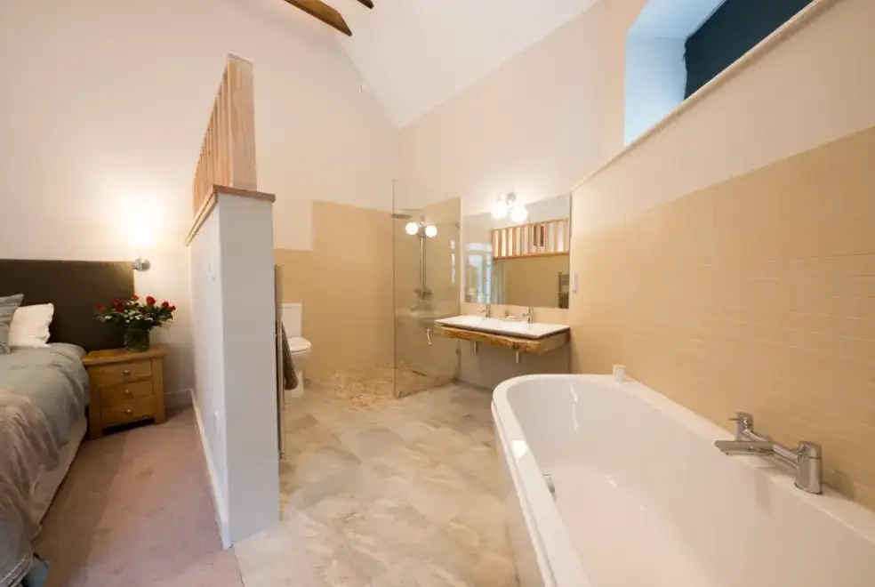 Ensuite bathroom at Menzies Steading