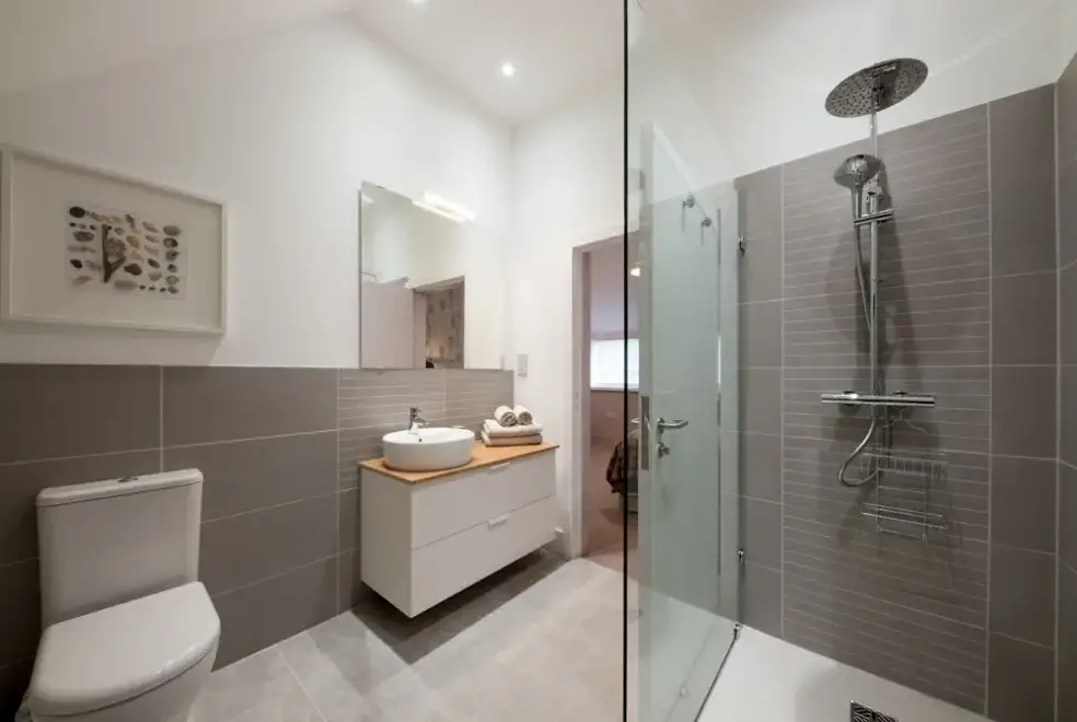 Shower room at Menzies Steading