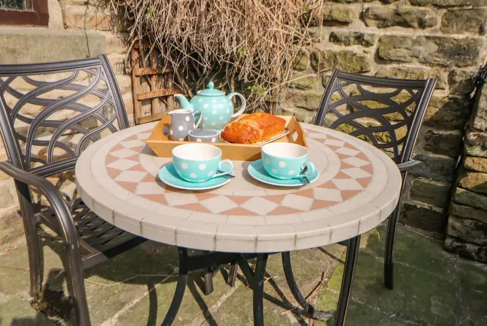 Patio area at Midfeather Cottage