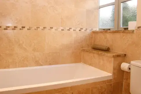 Family bathroom at Milking Parlour Country Retreat, Shropshire Hills, Shropshire