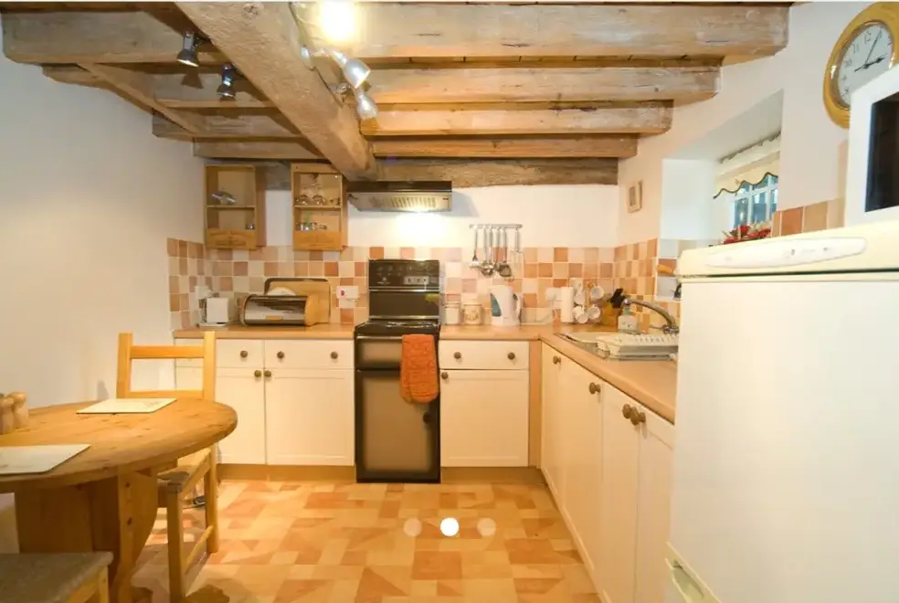 Farmhouse style kitchen at Millers End