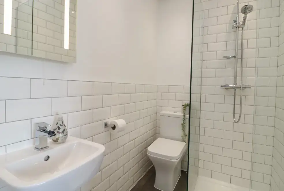 Shower room at Monarfon