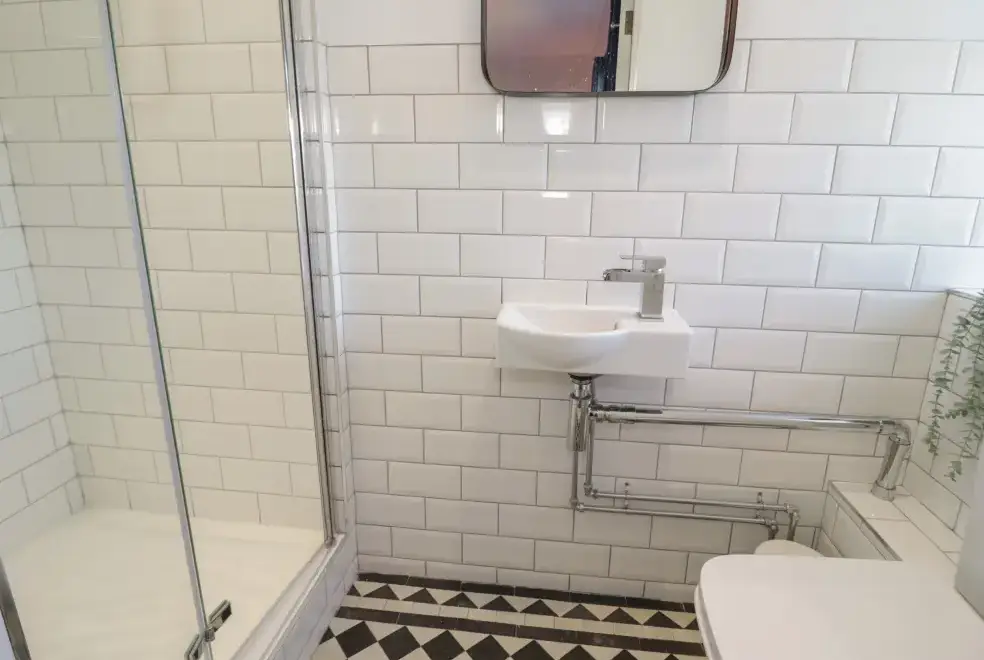 Shower room at Monarfon