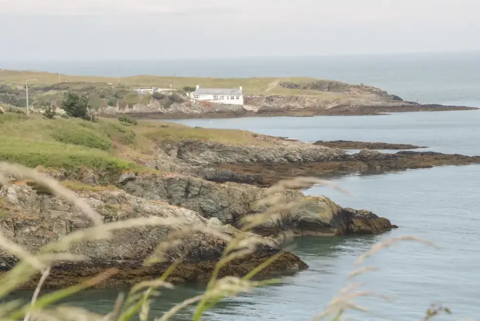 Coastal scenes near Monarfon