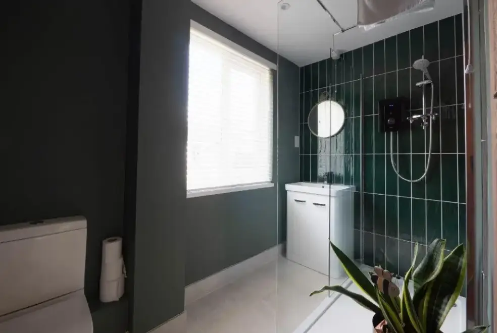 Shower room at Monnow Valley Studio