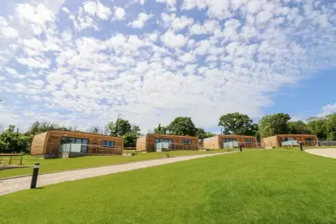 Muscat, Isle of Wight, from the outside