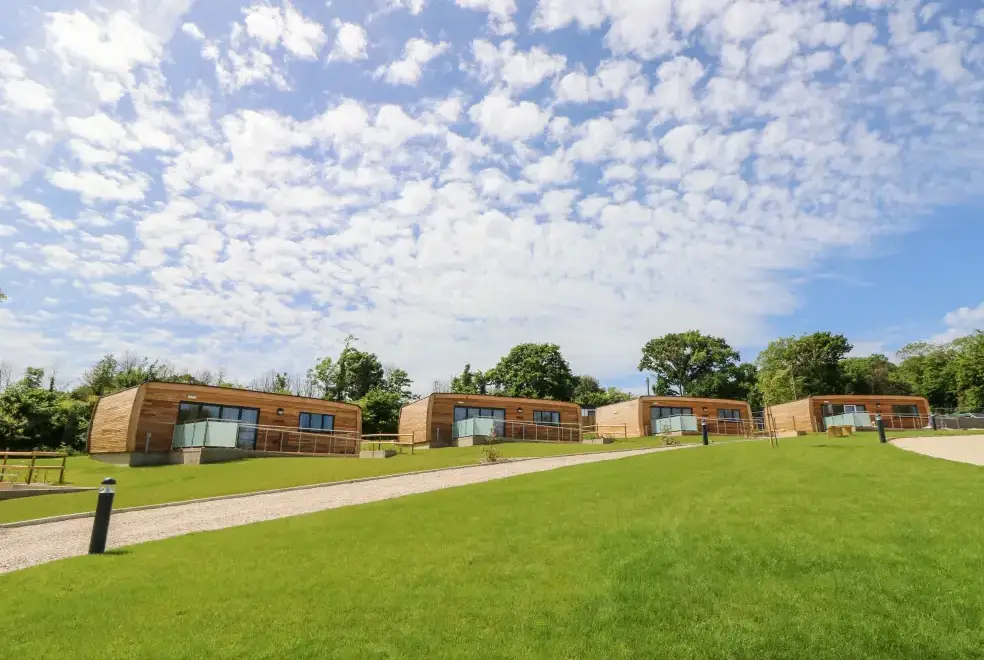 Muscat, from the outside