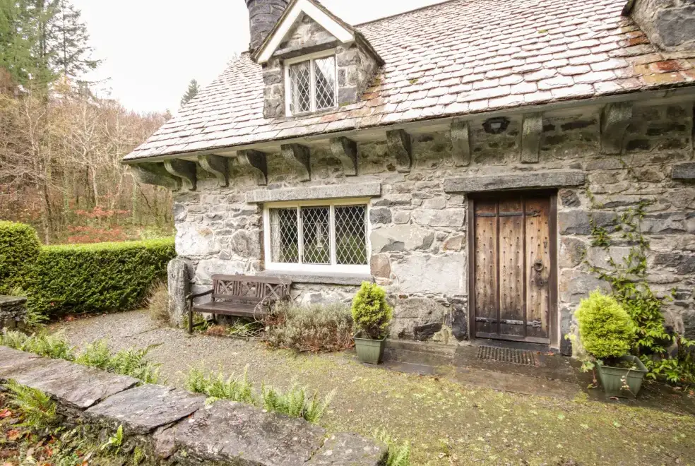 Nant Cottage, from the outside
