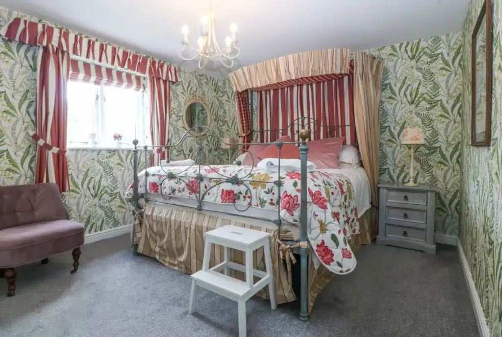 Bedroom at Nant-yr-Rhedyn