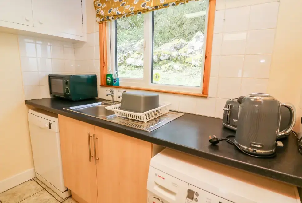 Well equipped kitchen at Netherscar