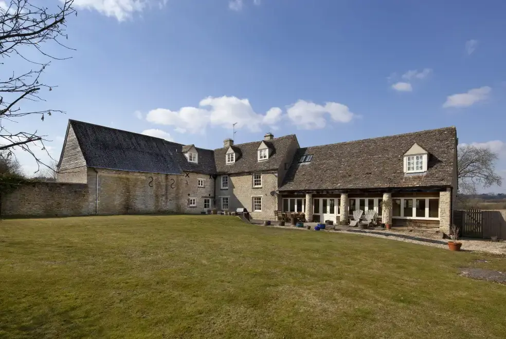 New Yatt Farm, from the outside