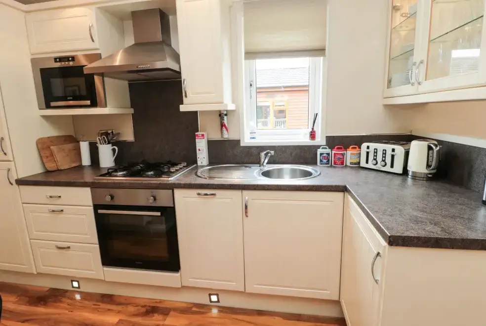 Kitchen/diner at Number 43 Burnside Lodge