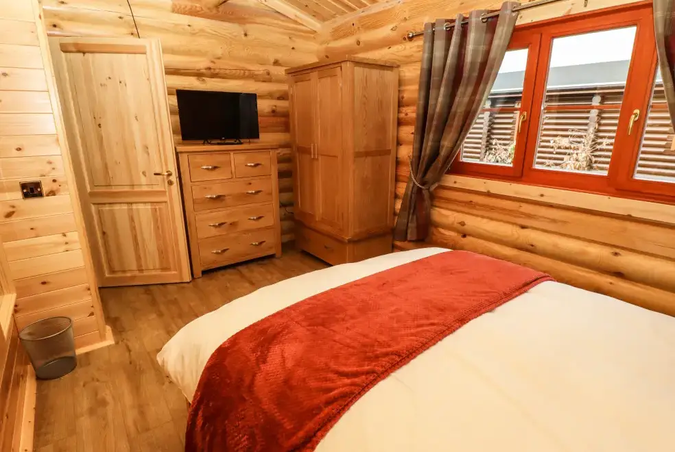 Bedroom at Oak Lodge