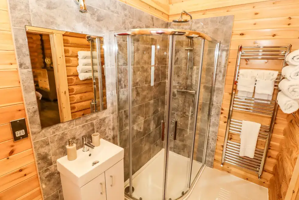 Shower room at Oak Lodge