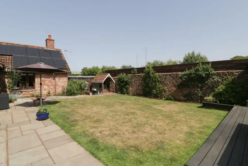 Enclosed garden at Old Byres