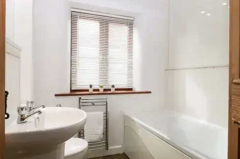 Family bathroom at Old Byres, Somerset