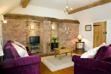 Northamptonshire  Cottages with Fishing on Site or Nearby 