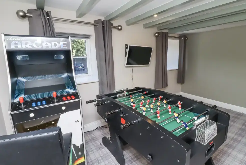 Games Room at Old Mill (Lucker)