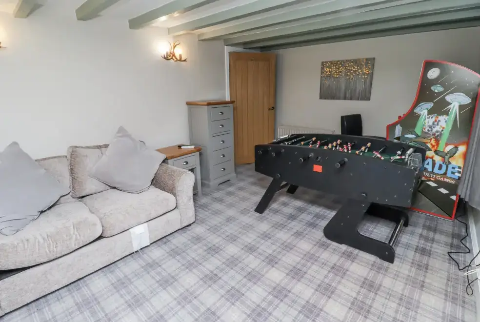 Games Room at Old Mill (Lucker)