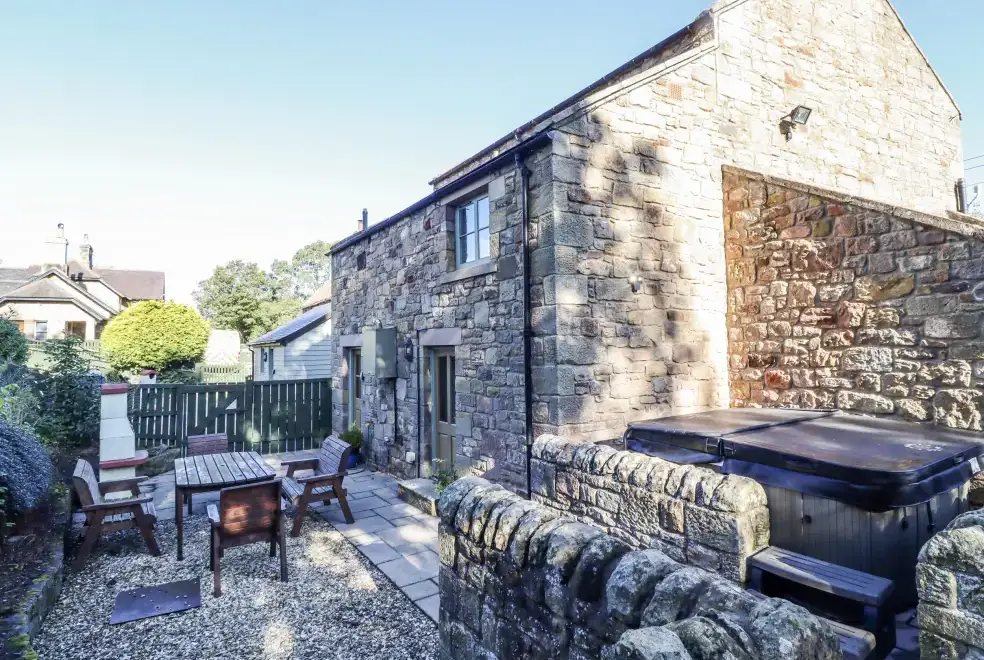 Old Mill (Lucker), from the outside