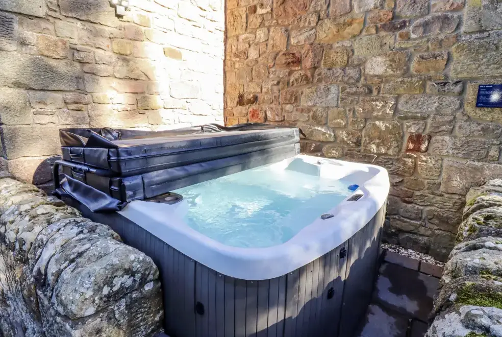 Private Hot Tub at Old Mill (Lucker)
