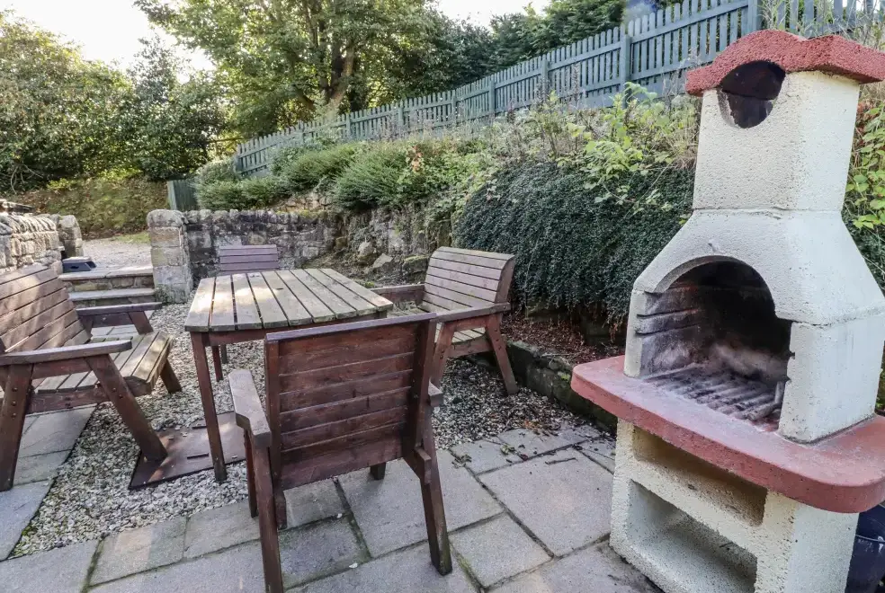 BBQ at Old Mill (Lucker)