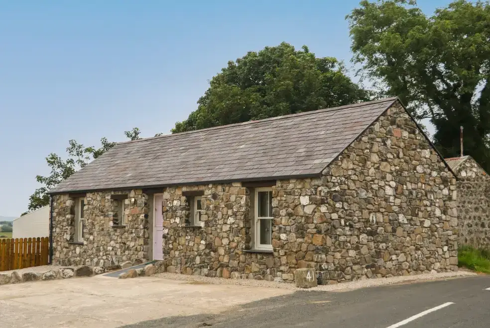 Old Shop Cottage, from the outside
