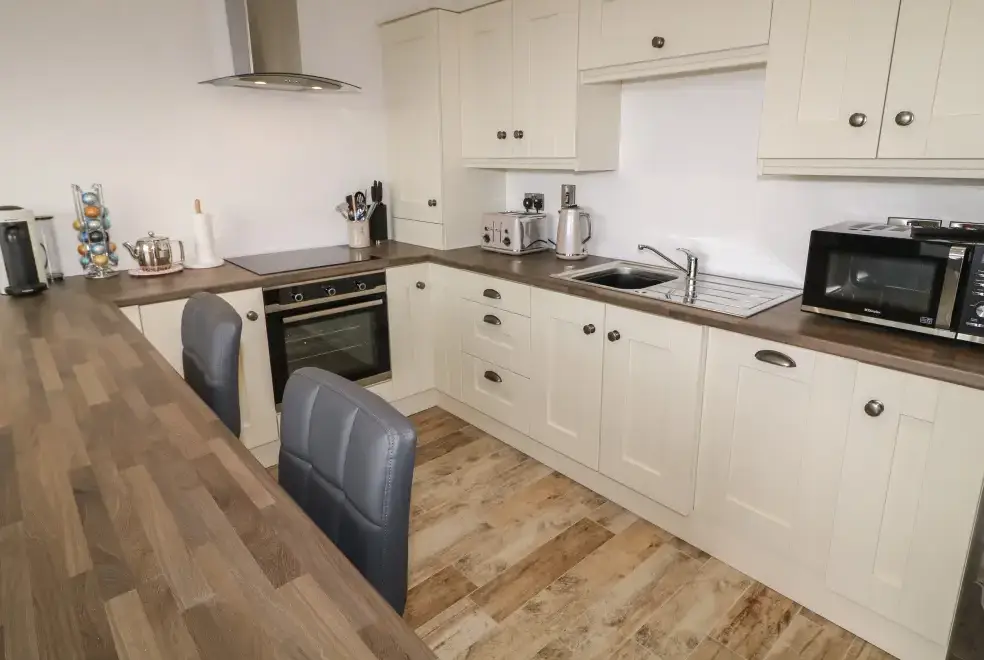 Kitchen/diner at Old Shop Cottage