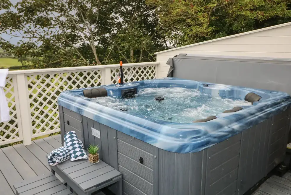 Private Hot Tub at Old Shop Cottage