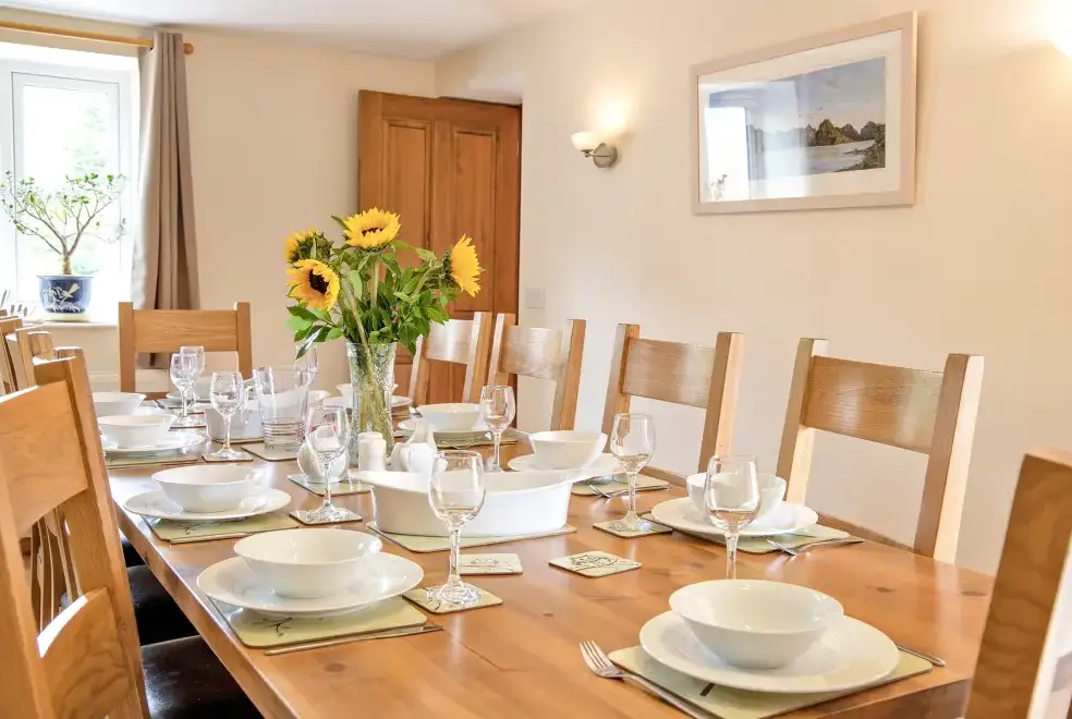 Dining room at Oliver's Mill with shared Indoor Pool, Sports Court & Play Area