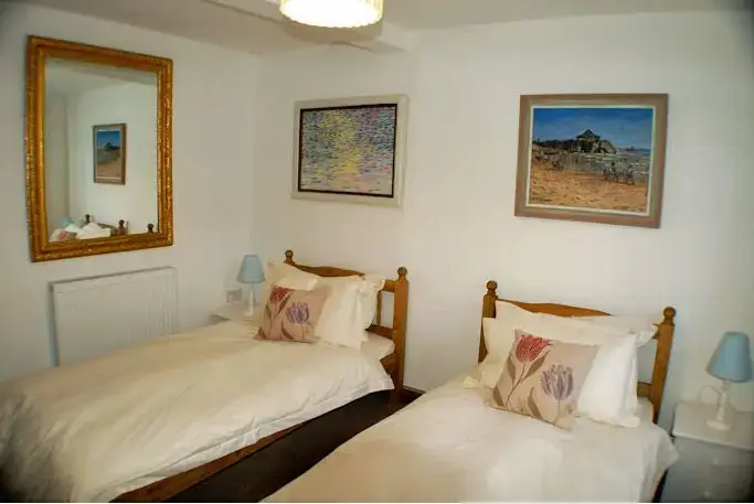 Bedroom at Orchard Barn at Woodhayes Farm