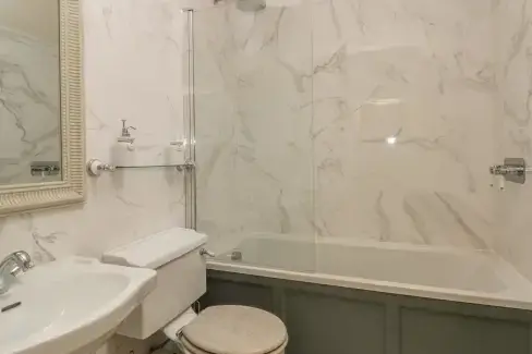 Family bathroom at Orchard Barn, Staffordshire