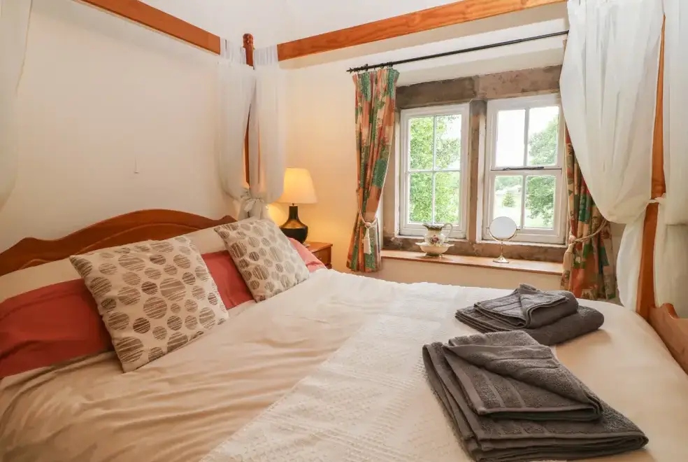 Bedroom at Orchard View Dogs-Welcome Cottage, Peak District National Park